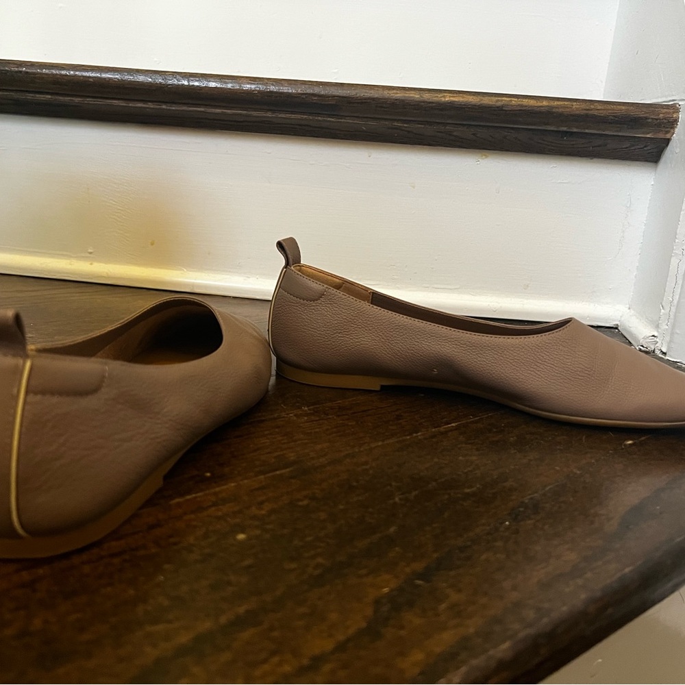 Everlane Women's Tan Leather Flats - Picture 5 of 8